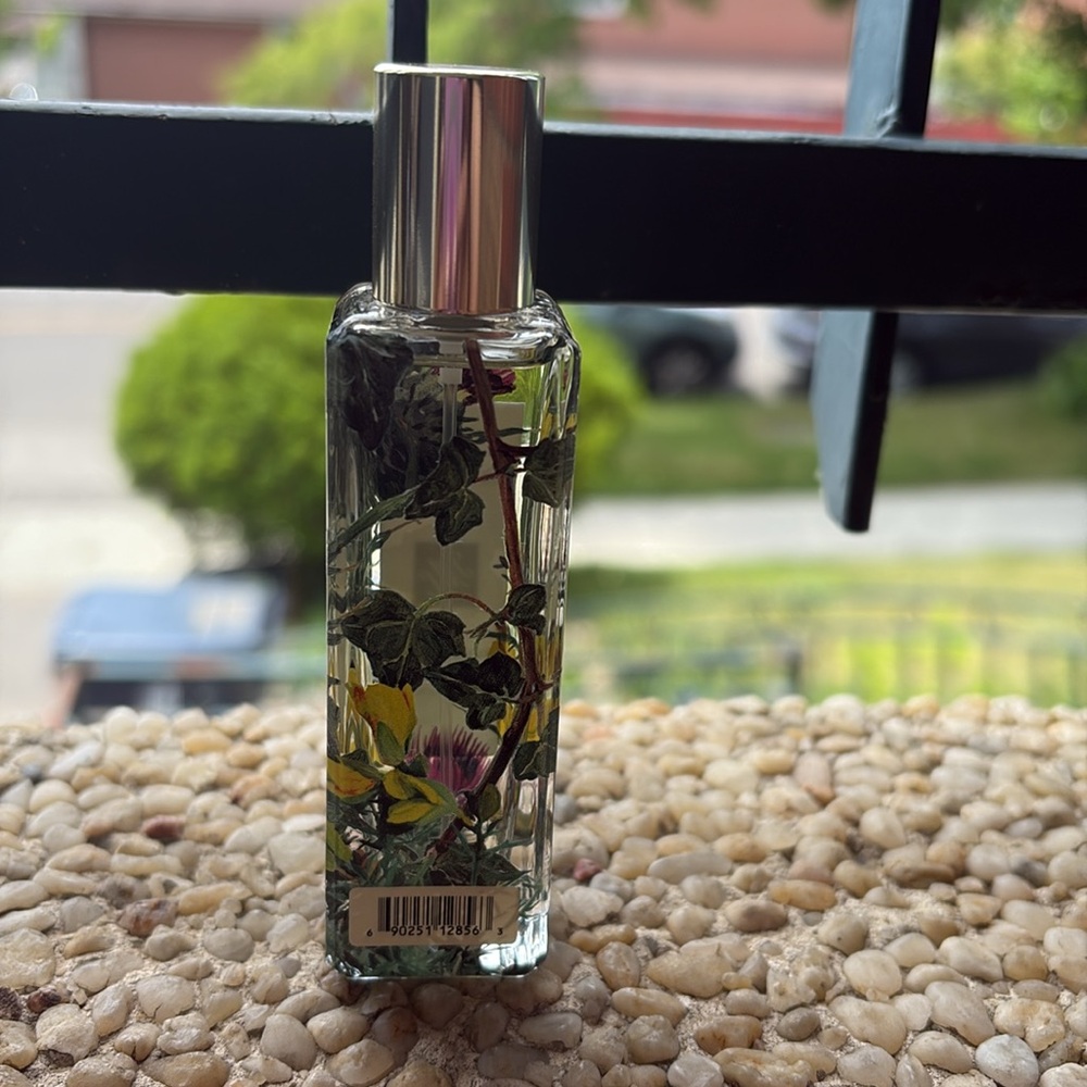 Like New Jo Malone Melancholey Thistle Cologne - Picture 3 of 5